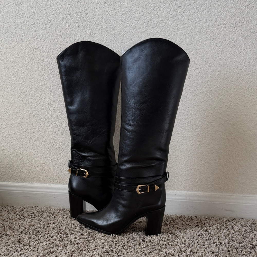 Elegant Black Knee-High Leather Boots